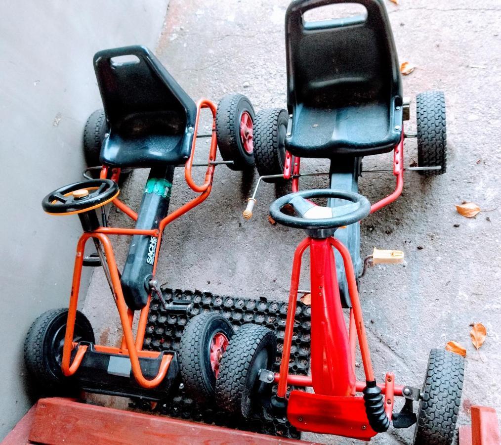 Ow Wilk - Pokoje I Domki Z Aneksami Kuchennymi, Parking, Plac Zabaw Леба Екстериор снимка